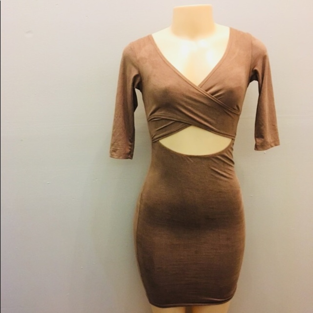 Dress - Picture 2 of 6